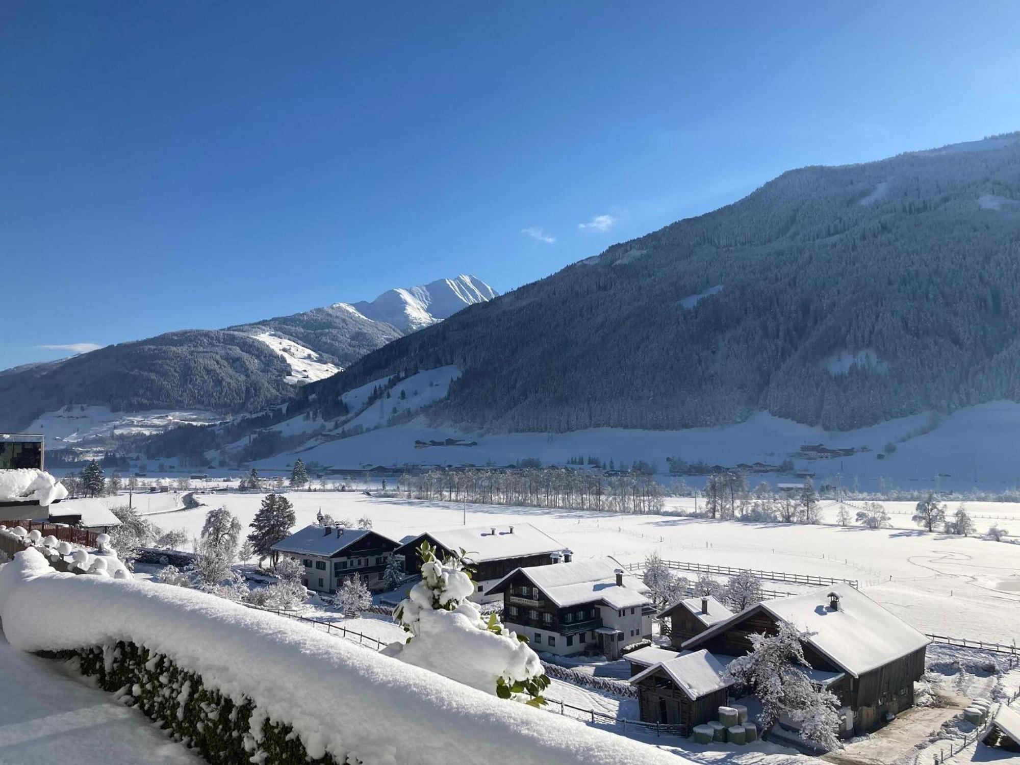 Holiday Apartment In Pinzgau With A Large Terrace Mittersill Exteriör bild