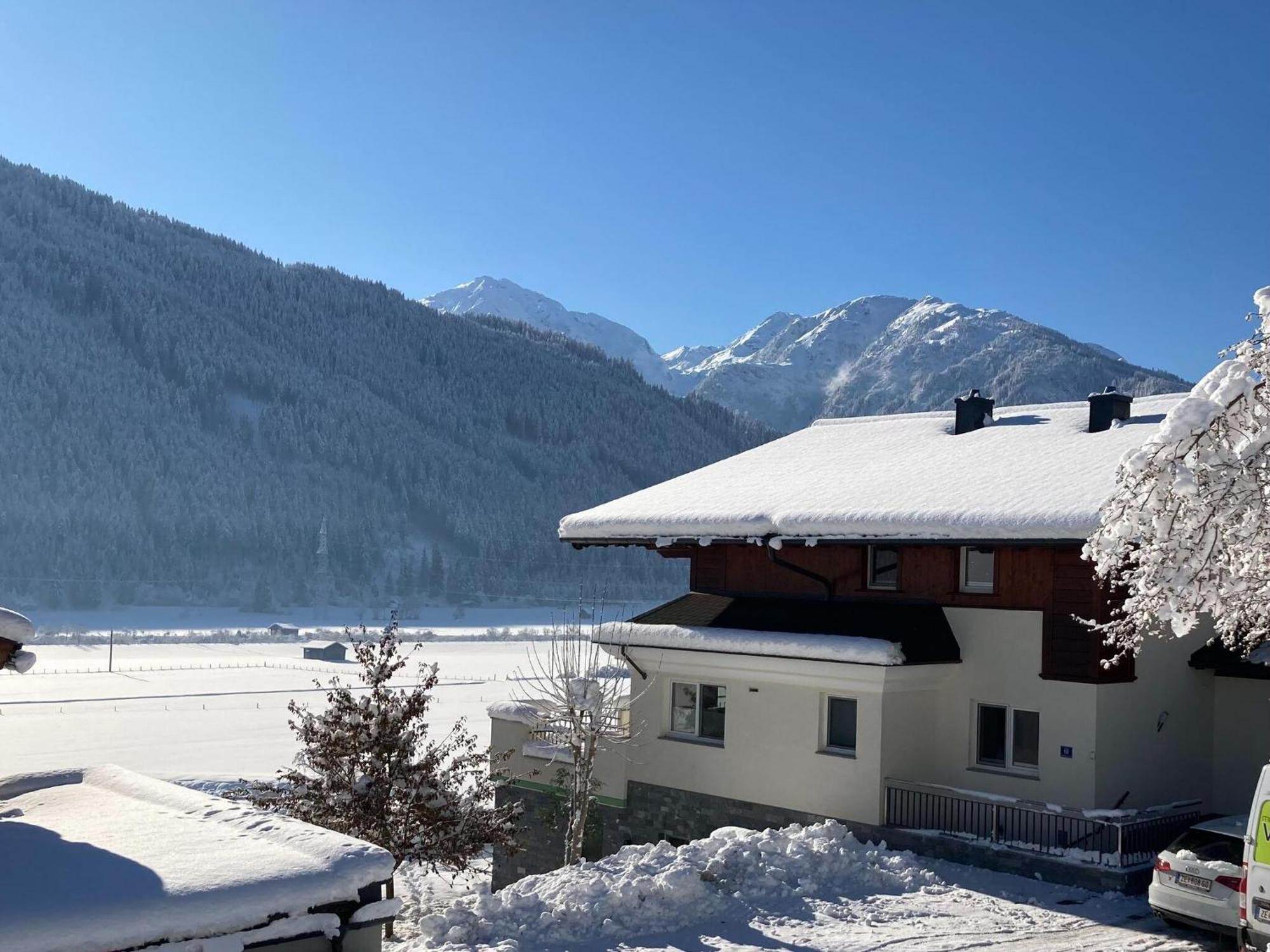 Holiday Apartment In Pinzgau With A Large Terrace Mittersill Exteriör bild