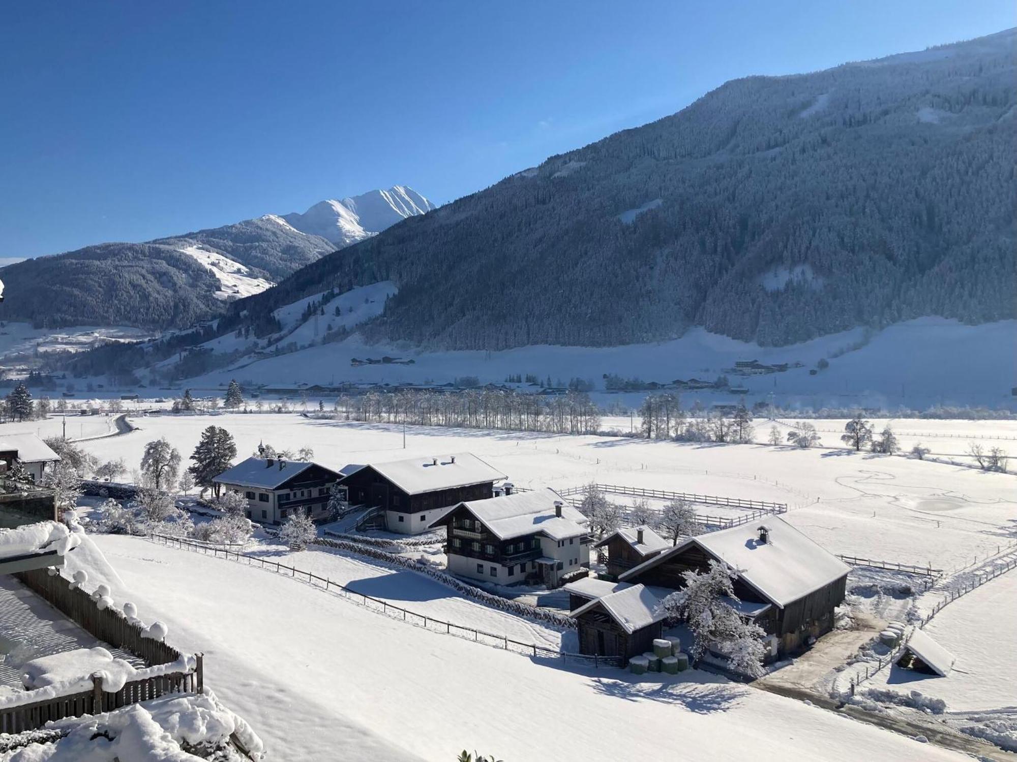 Holiday Apartment In Pinzgau With A Large Terrace Mittersill Exteriör bild